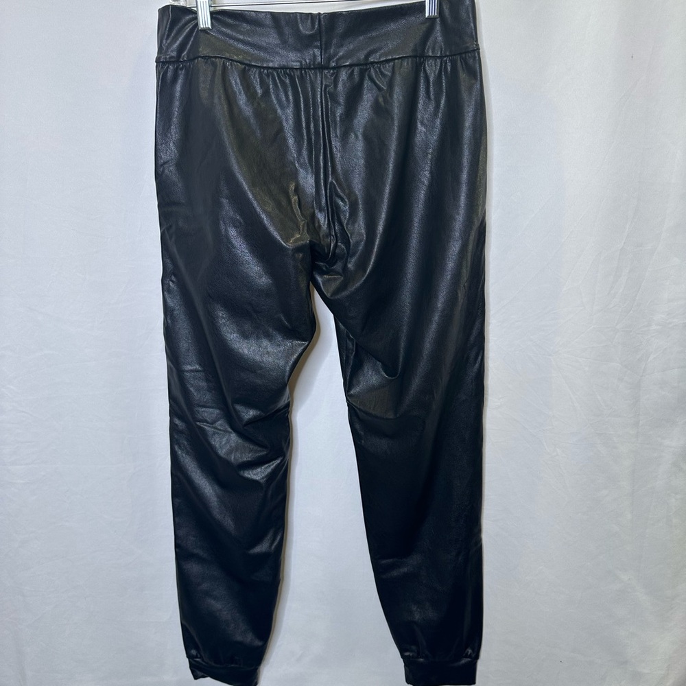 Commando Faux Leather black polyurethane pull on jogger pants. Sz L. EUC